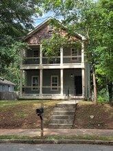 Building Photo - 1131 Garibaldi St SW