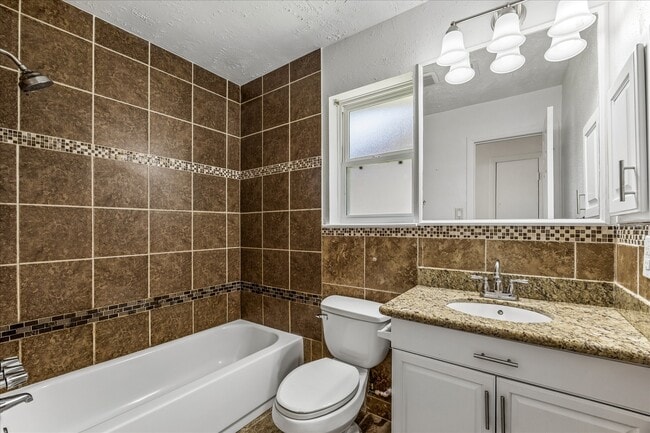 Building Photo - 10111 Limewood Ln