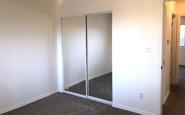 Building Photo - Charming 3+2 home in the heart of Kingman!