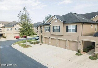 Building Photo - 3 bedroom in Jacksonville FL 32225