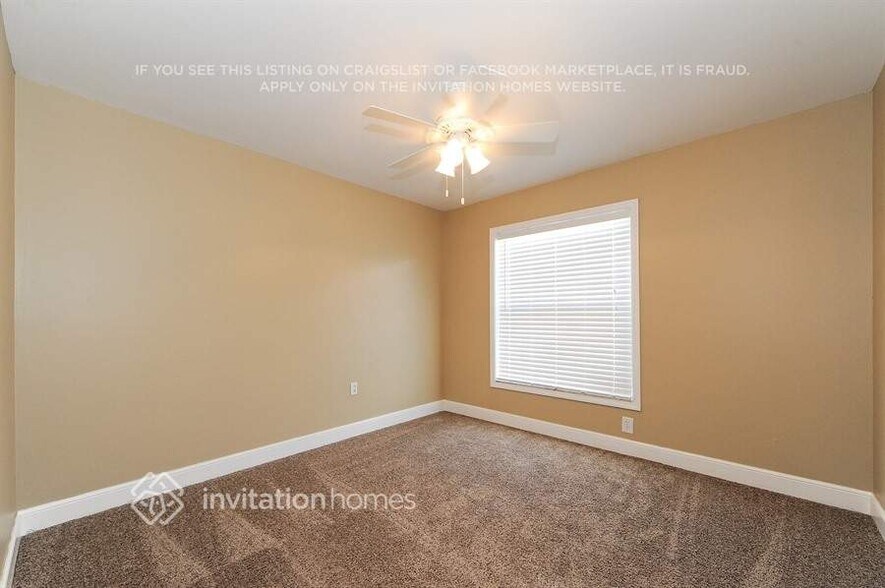 Building Photo - 4526 Windsor Ct E