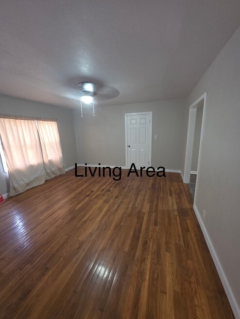 Building Photo - 214 Linda Dr
