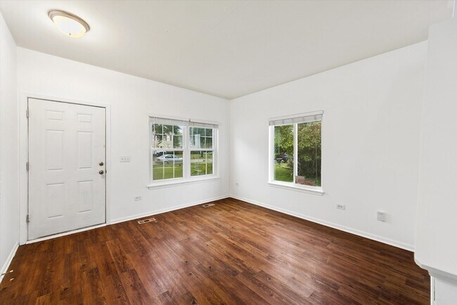 Building Photo - 4409 Klatt St