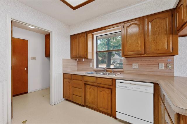 Building Photo - 7517 Crosstimbers Ln