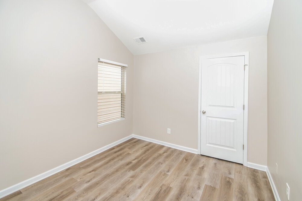 Building Photo - 5163 Rapahoe Trail