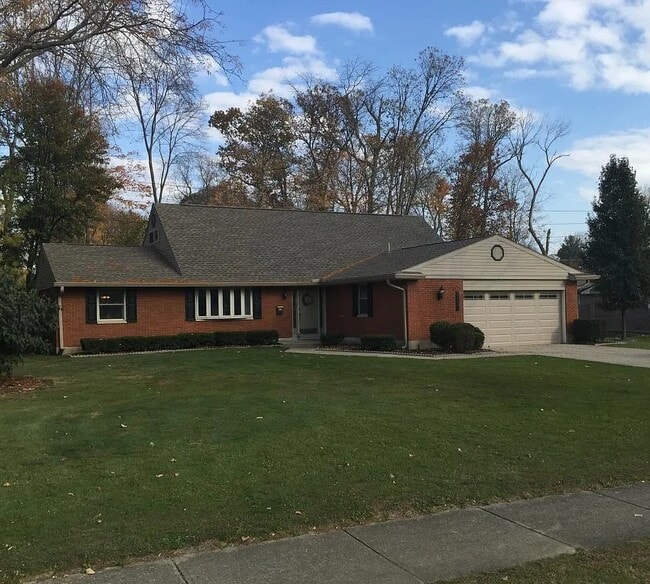 Building Photo - 2481 E Rahn Rd