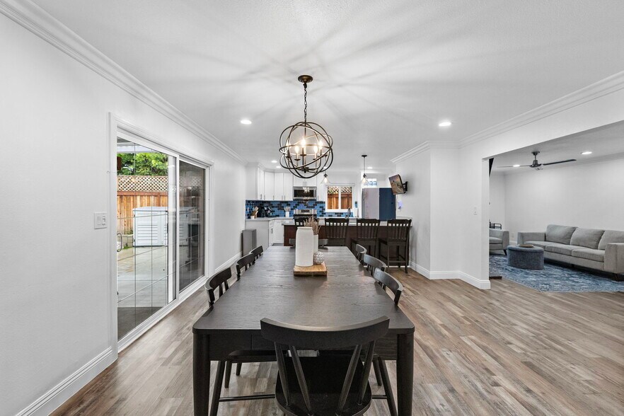 Building Photo - 1581 Baker St