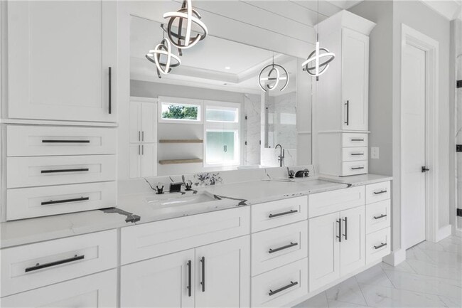 Building Photo - 3671 Hamilton Mill Rd