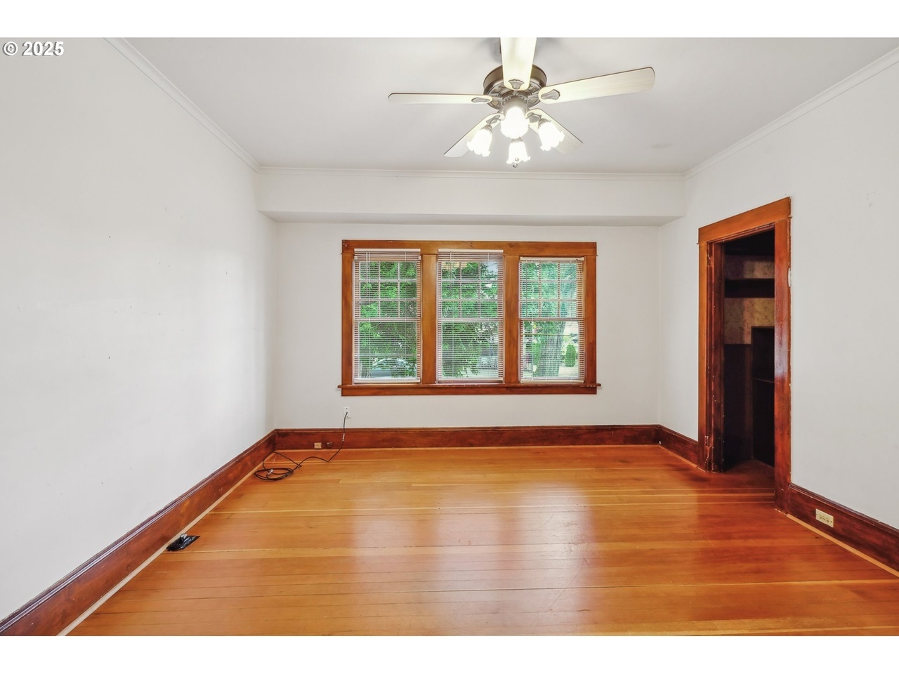 #2 - 8921 SE Washington St