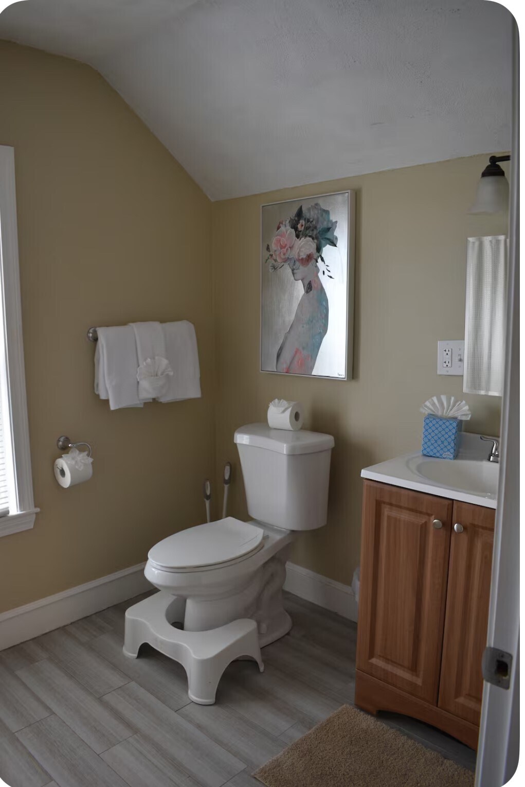 Building Photo - 86 Home Ave