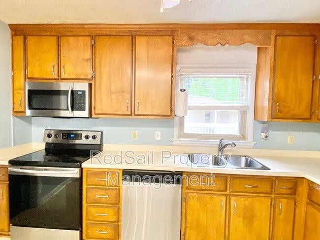 Building Photo - 119 Cindy Cir