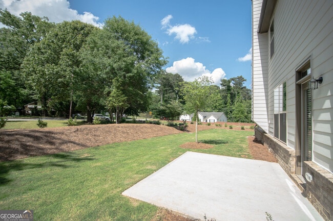 Building Photo - 5863 Krim Dr