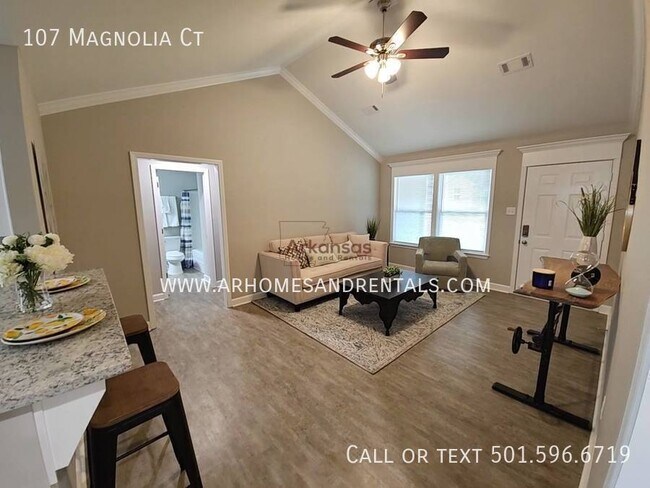 Building Photo - 107 Magnolia Ct