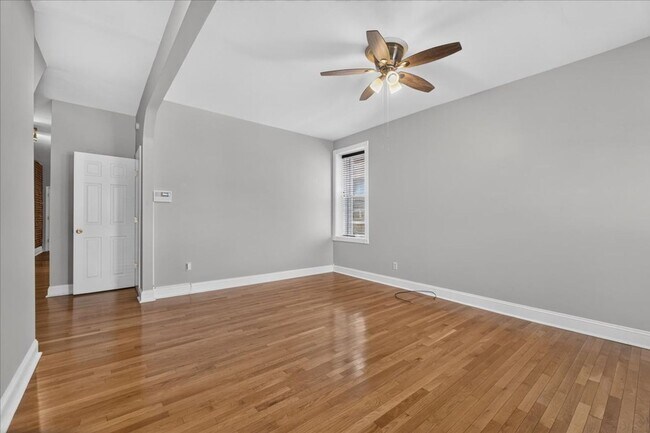 Building Photo - 4252 Castleman Ave