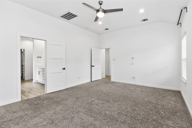 Building Photo - 4226 San Leo Ct