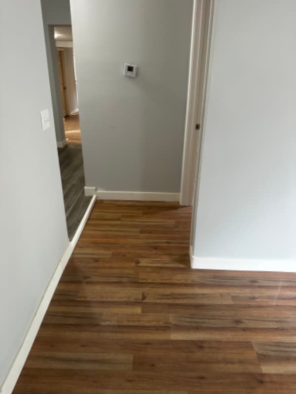 Building Photo - 811 W 8th St