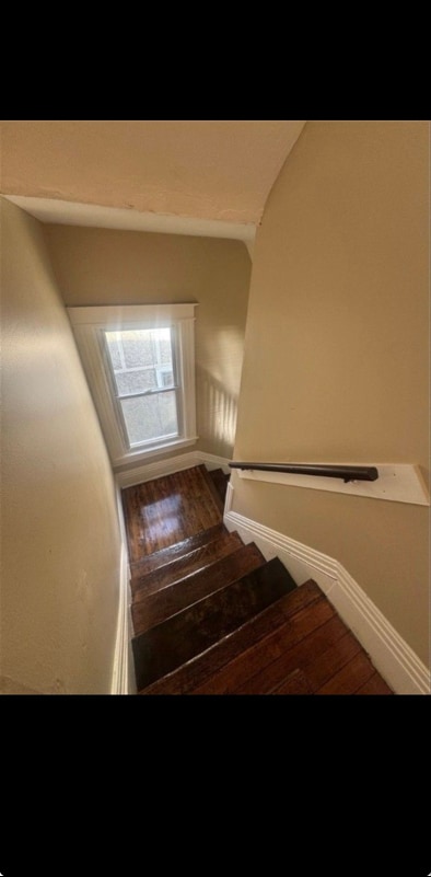 Building Photo - 42 Curtis St