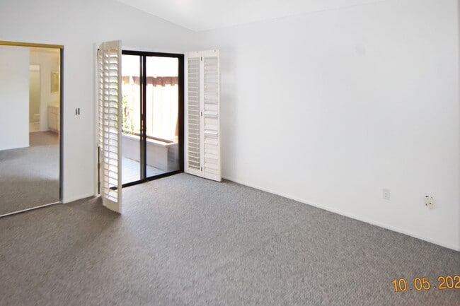 Building Photo - Great neighborhood home in a cul-de-sac!
