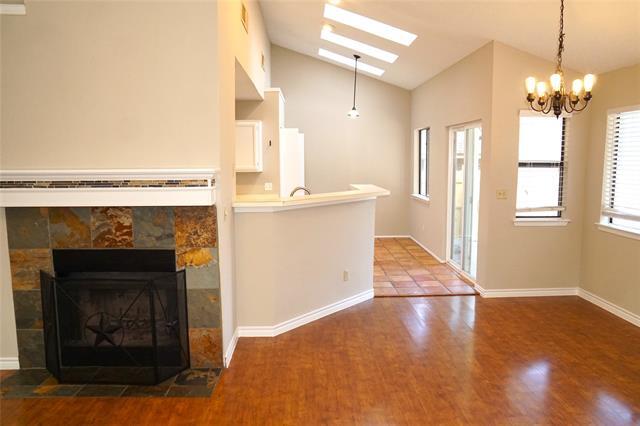 Building Photo - 3411 Bellview Dr