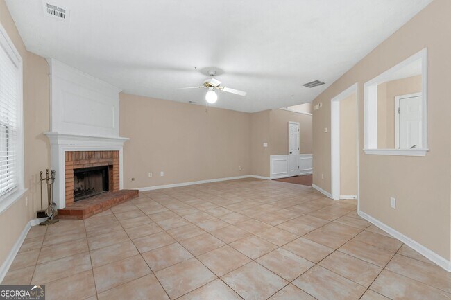 Building Photo - 1393 Glenover Way