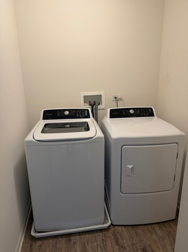 Building Photo - 658 Anchorage Ct