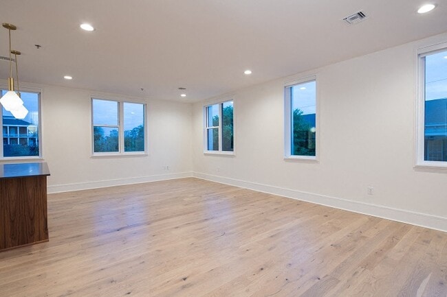 Floorplan - The Julian Apartments