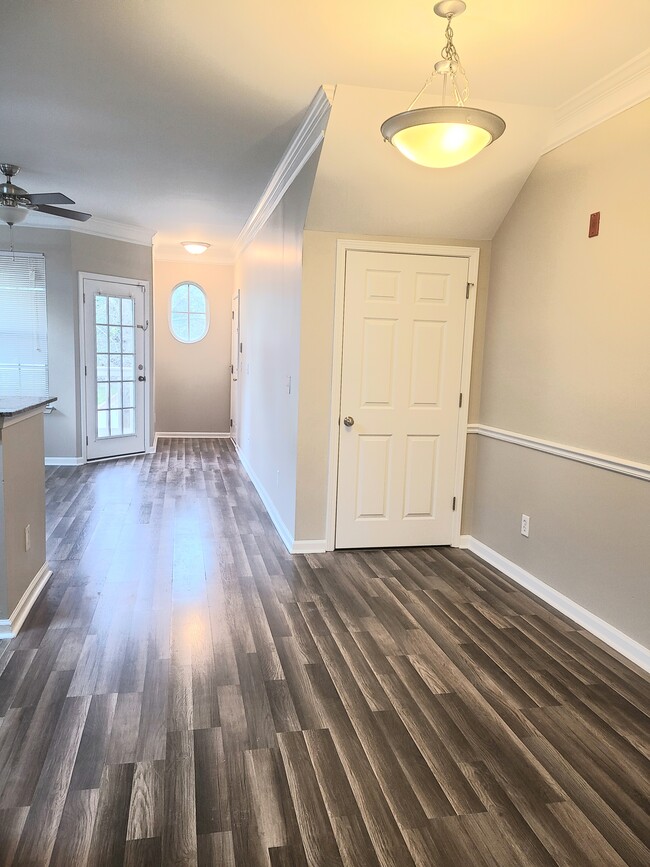 Building Photo - 1752 Pryor Rd SW