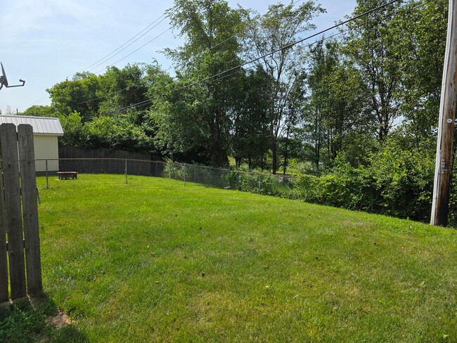 Building Photo - 2659 Four Seasons Dr