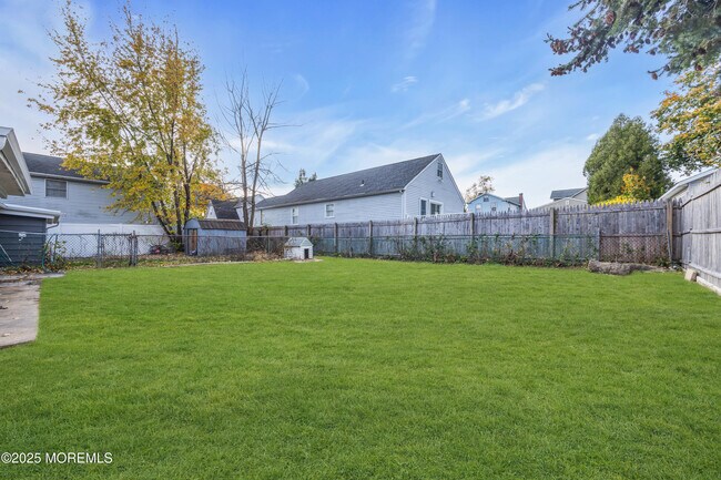 Building Photo - 6 Orchard St