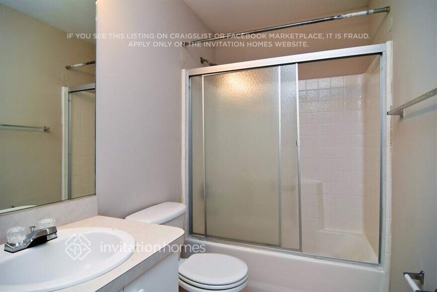 Building Photo - 5316 NW Acmar Ct