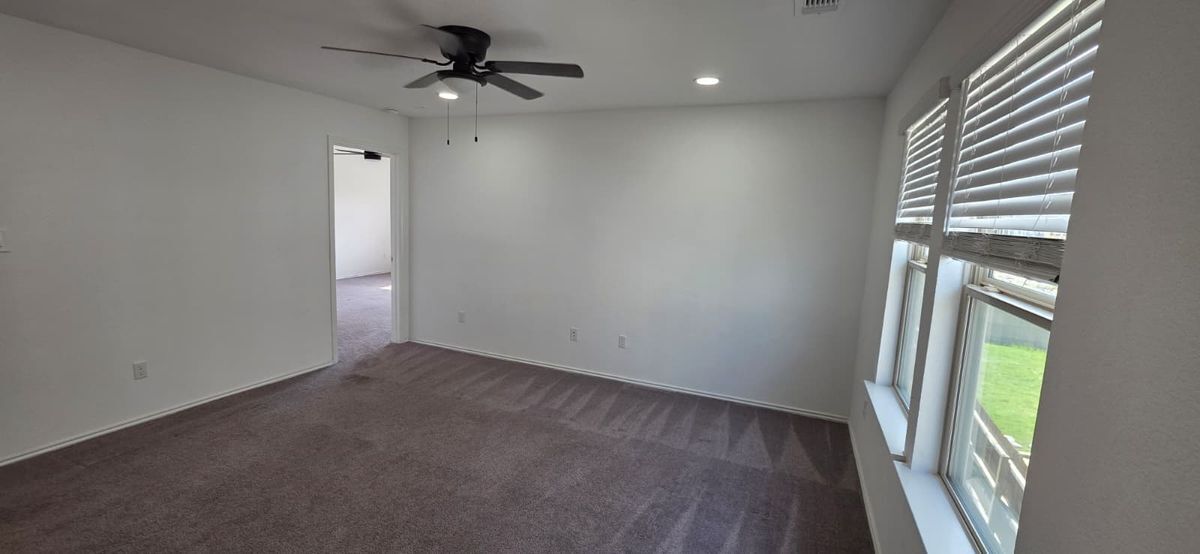Building Photo - 541 Pickrell Lp