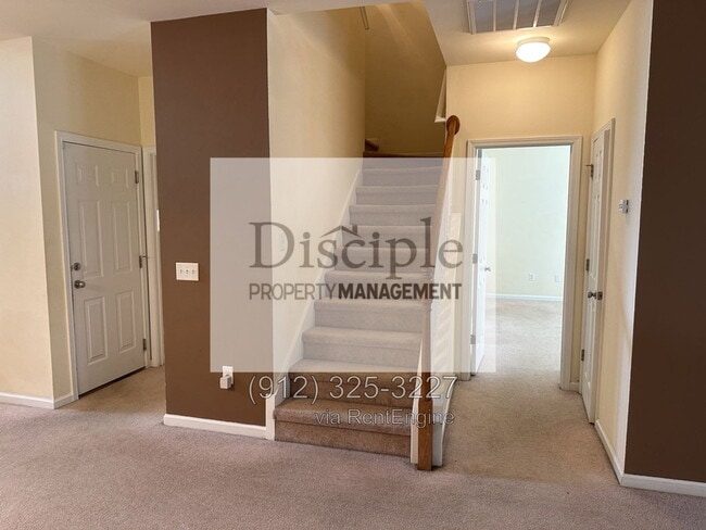 Building Photo - 169 Regency Cir