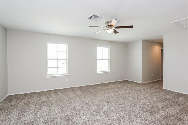 Building Photo - 2407 Georgina Falls Dr