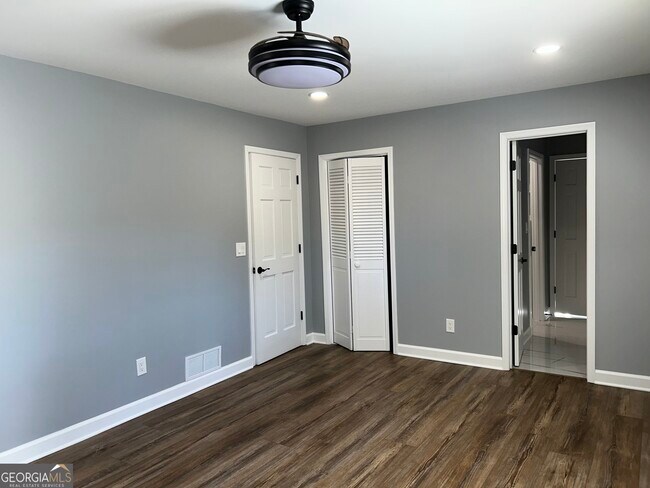 Building Photo - 4543 Karron Ln