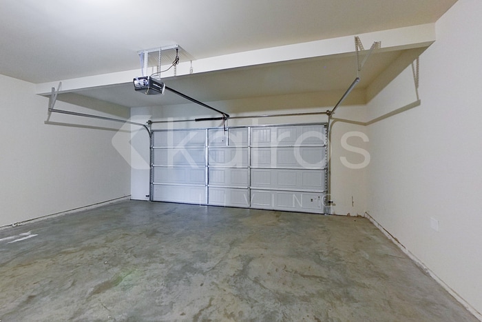 Building Photo - 1138 Freedom Pkwy