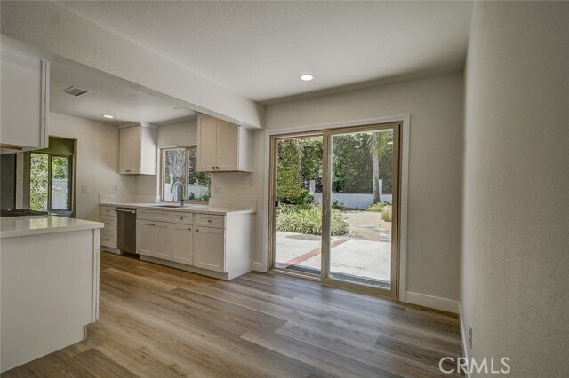 Building Photo - 1302 Cadena