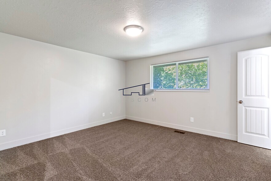 Building Photo - 3217 N 100 W