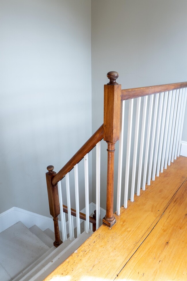 Building Photo - 37 Main Rd N