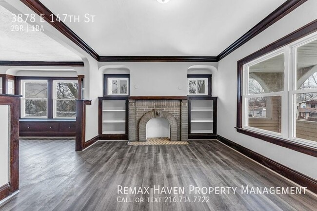 Building Photo - 3878 E 147 St #2/UP, Cleveland - 2 Bed 1 B...