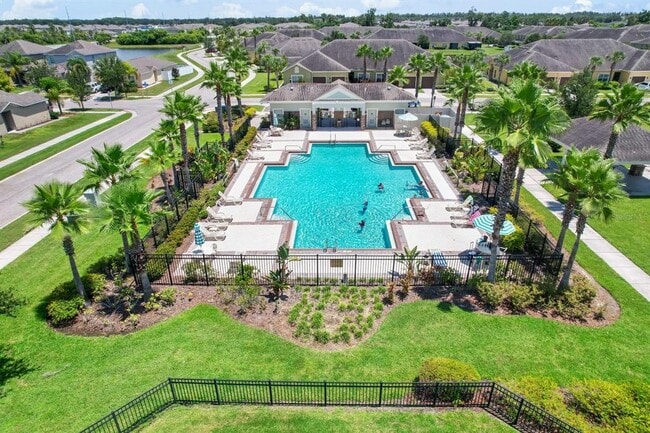 Building Photo - 2044 Hawks View Dr