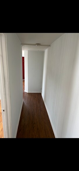 Building Photo - 1387 N Cole St