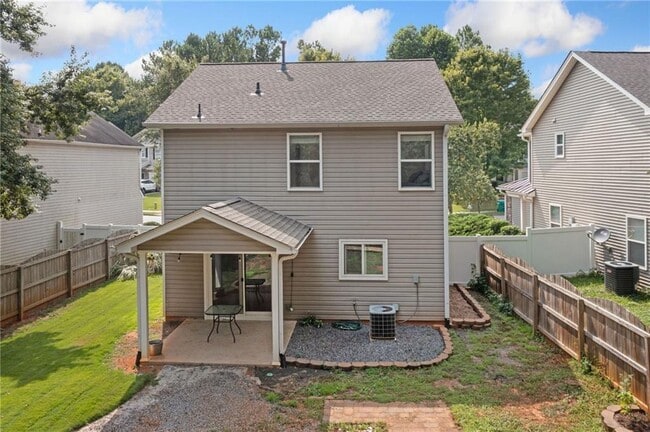 Building Photo - 151 Nacoochee Way