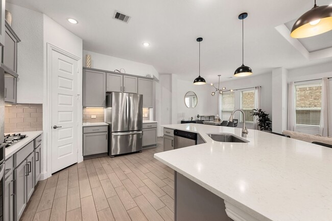 Building Photo - 31611 Donoso Dr