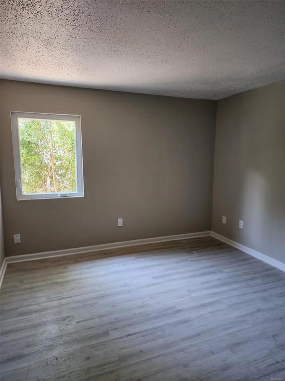 Building Photo - 4 Howard St