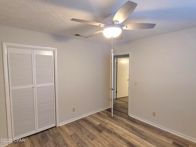 Building Photo - 1727 Illinois Ave