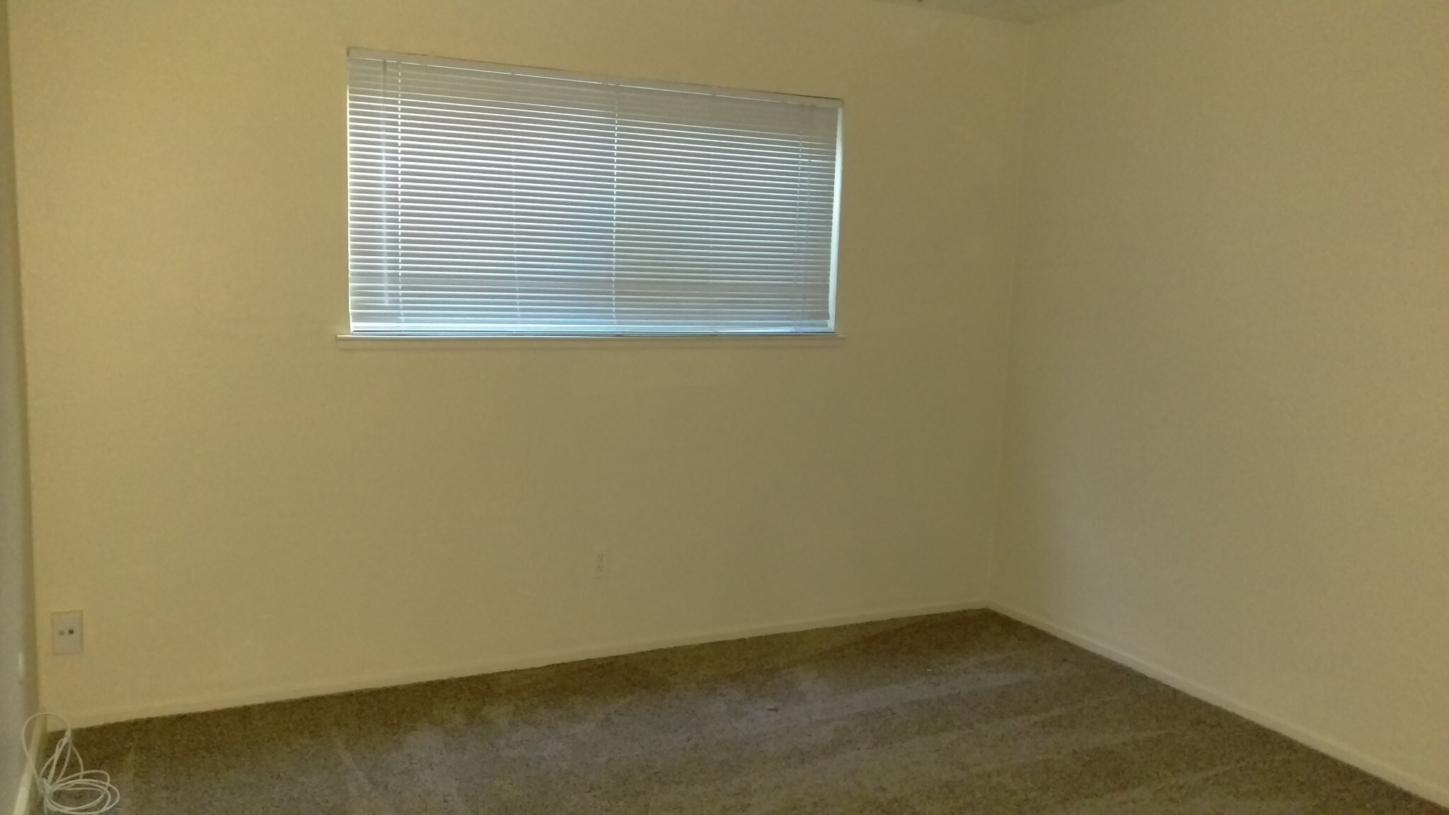 Building Photo - 11 Linscheid Dr