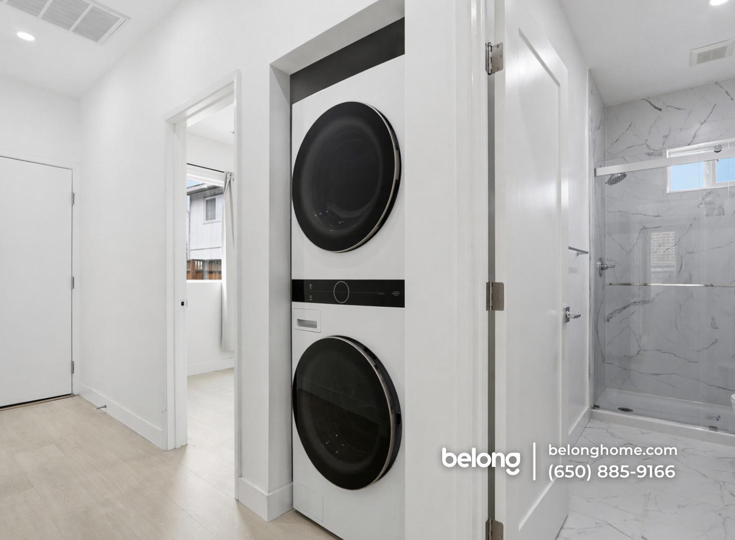 Building Photo - 1395 Vine St