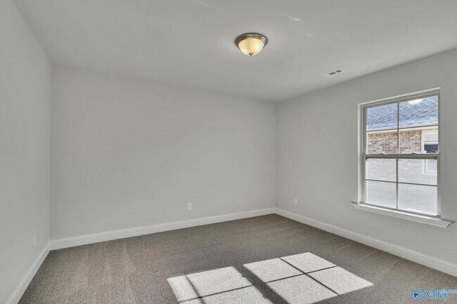 Building Photo - 223 Gwinnett Dr