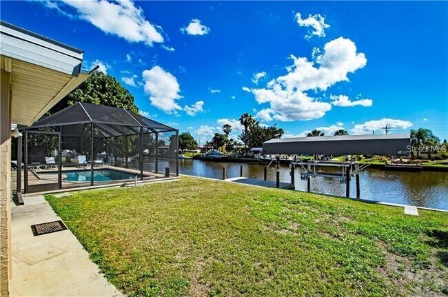 Building Photo - 540 Lindley Terrace