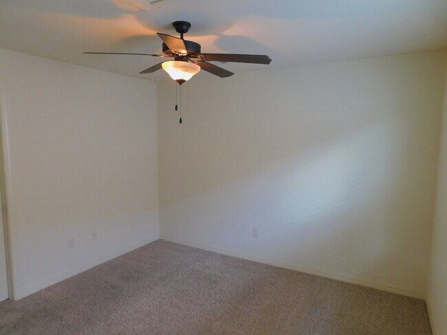 Building Photo - Gorgeous! Near Washington Regional and the Bike Trail! To schedule your own showing, 479-341-6744.